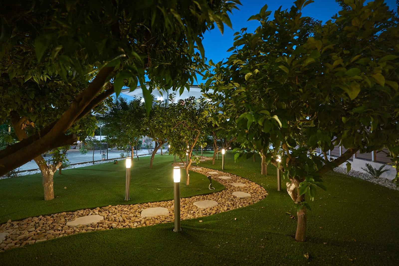 Villa Mairi - 2 Private Pools & Game Room Near Athens Salamina Exterior foto