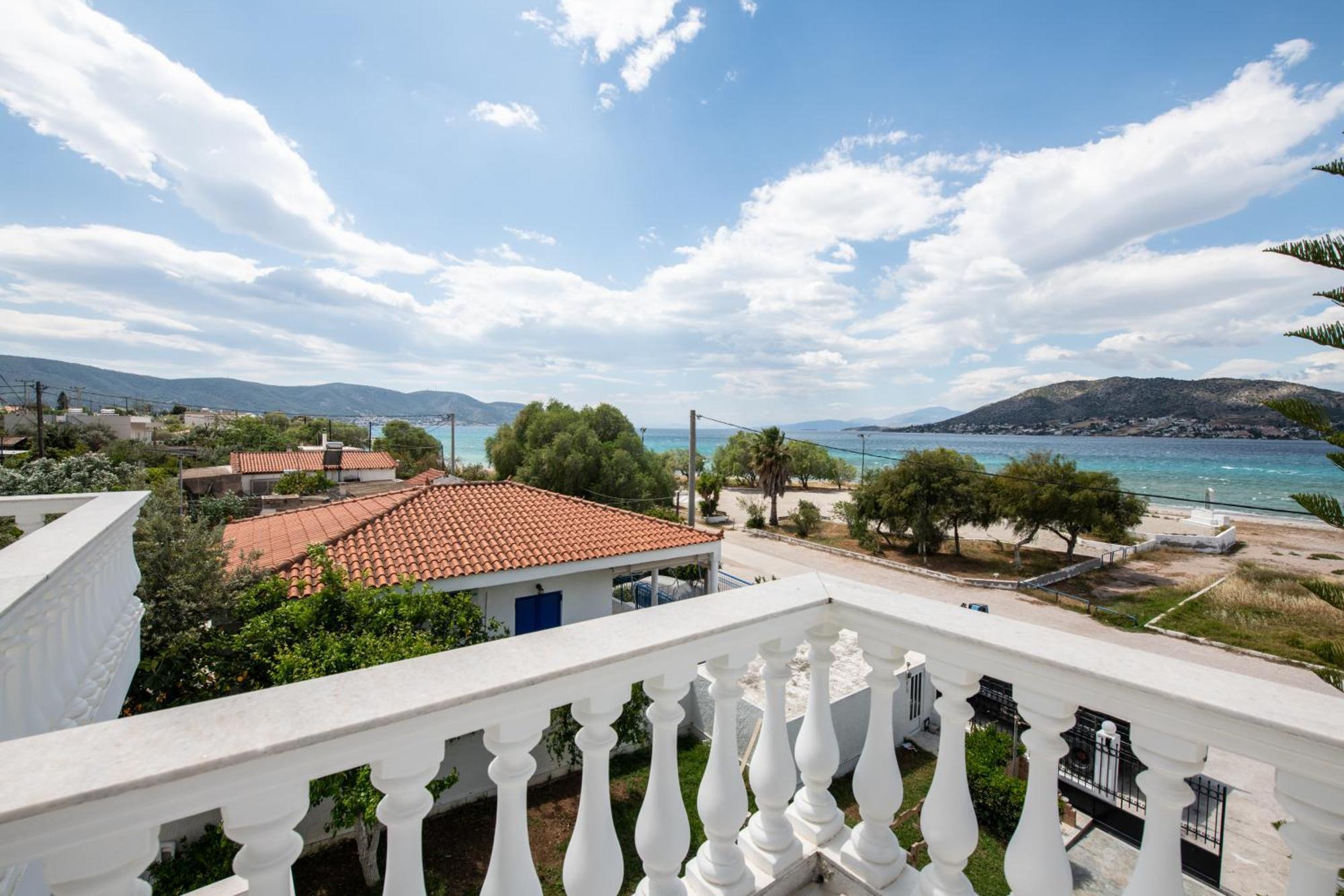 Villa Mairi - 2 Private Pools & Game Room Near Athens Salamina Exterior foto