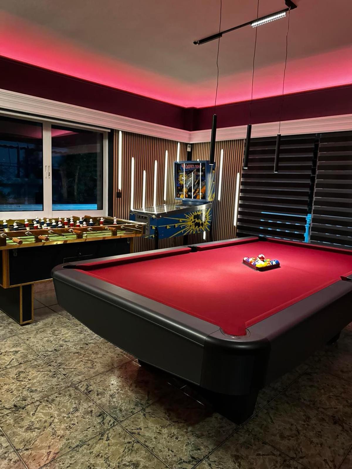Villa Mairi - 2 Private Pools & Game Room Near Athens Salamina Exterior foto